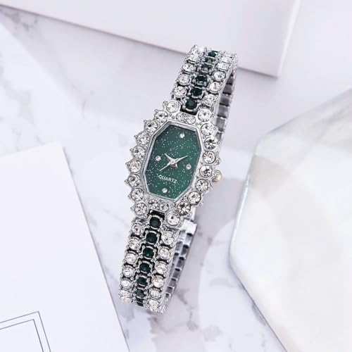 Conjunto Feminino de Luxo Pretty Lovely – Colar, Anel Ajustável, Pulseira, Brincos e Relógio em Aço Inoxidável com Zircônias Verdes – Acompanha Bolsa de Veludo