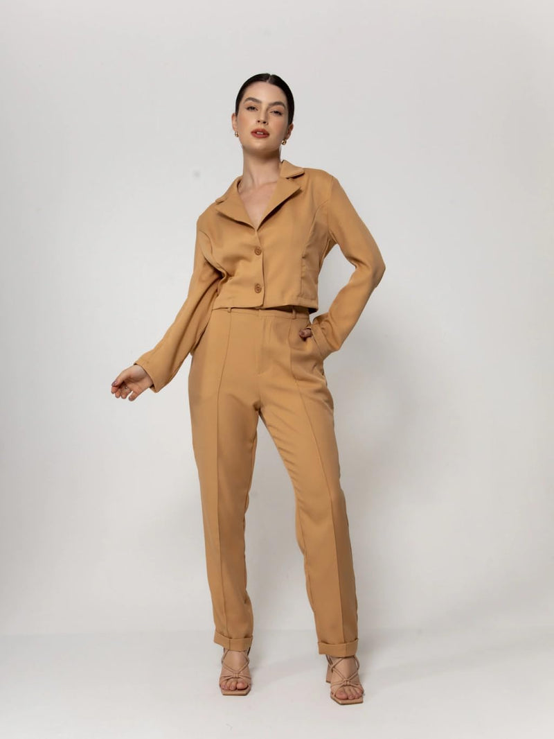 Conjunto Terninho Feminino de Alfaiataria – Blazer com Botão + Calça Social | Look Elegante e Profissional | REF: CON-0046