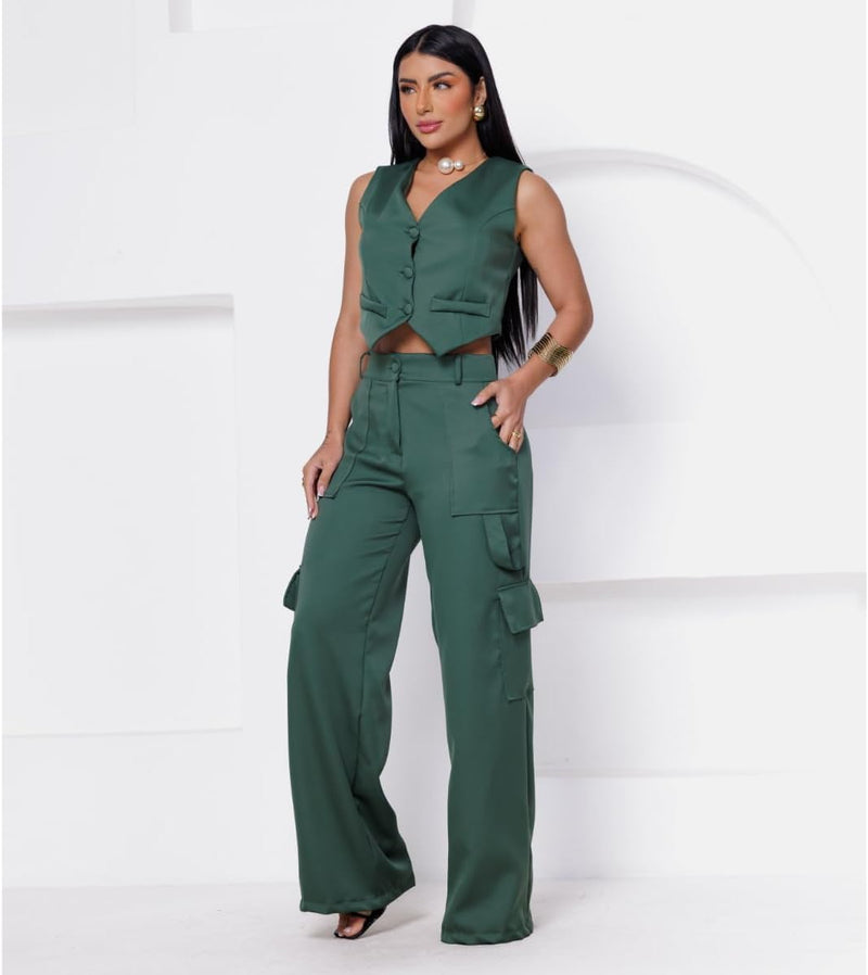 Conjunto Colete Curto e Calça Cargo Alfaiataria Feminino