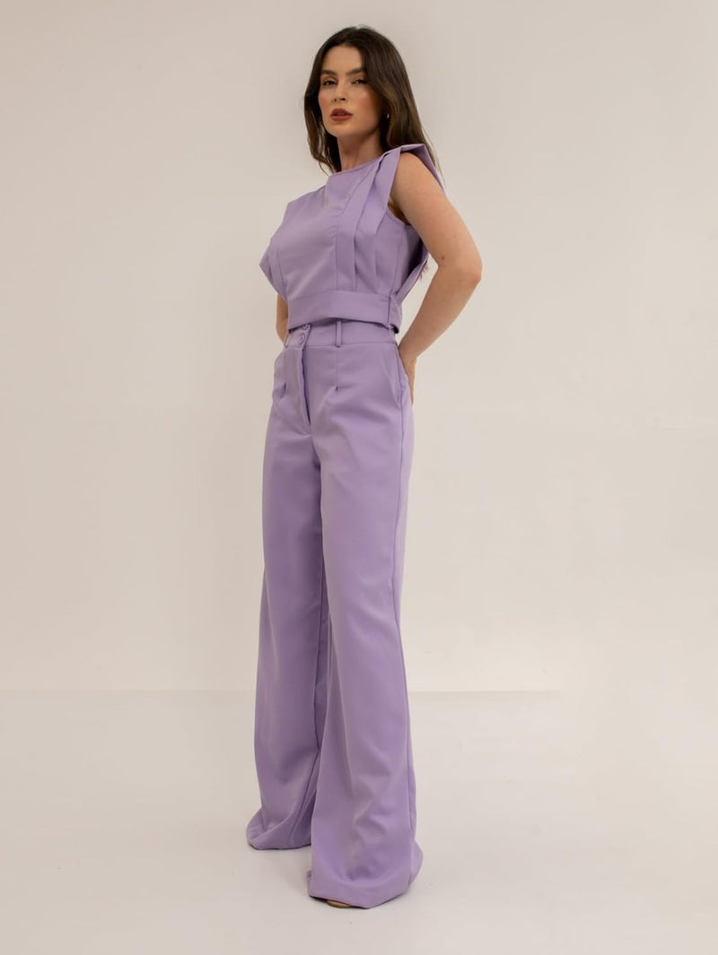 Conjunto Feminino Cropped e Calça Flare em Alfaiataria - Elegante e Sofisticado CON-0036