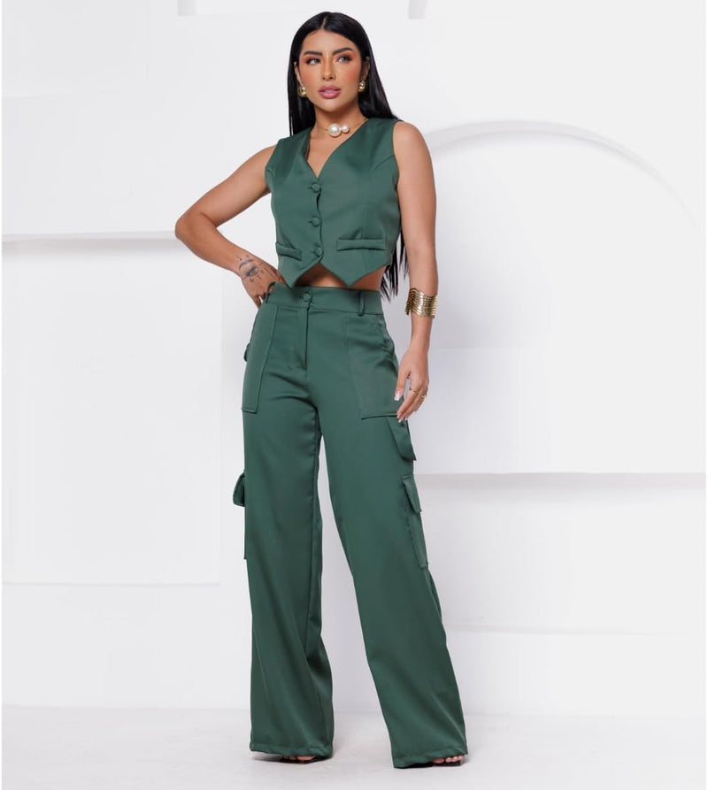 Conjunto Colete Curto e Calça Cargo Alfaiataria Feminino