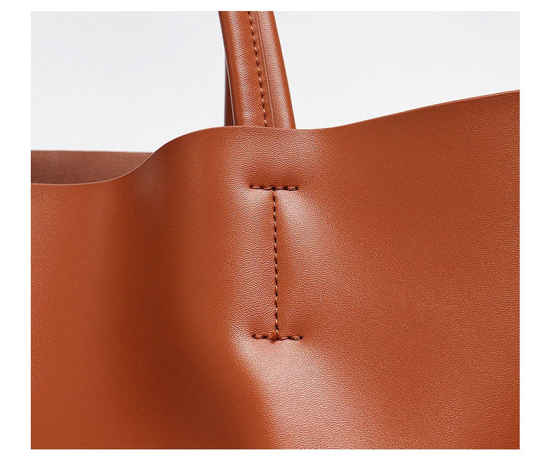 Bolsa Feminina em Couro Genuíno - Mancini