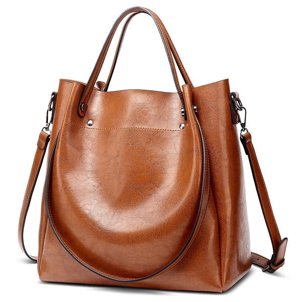 Bolsa Feminina em Couro Genuino - Amara Viturino