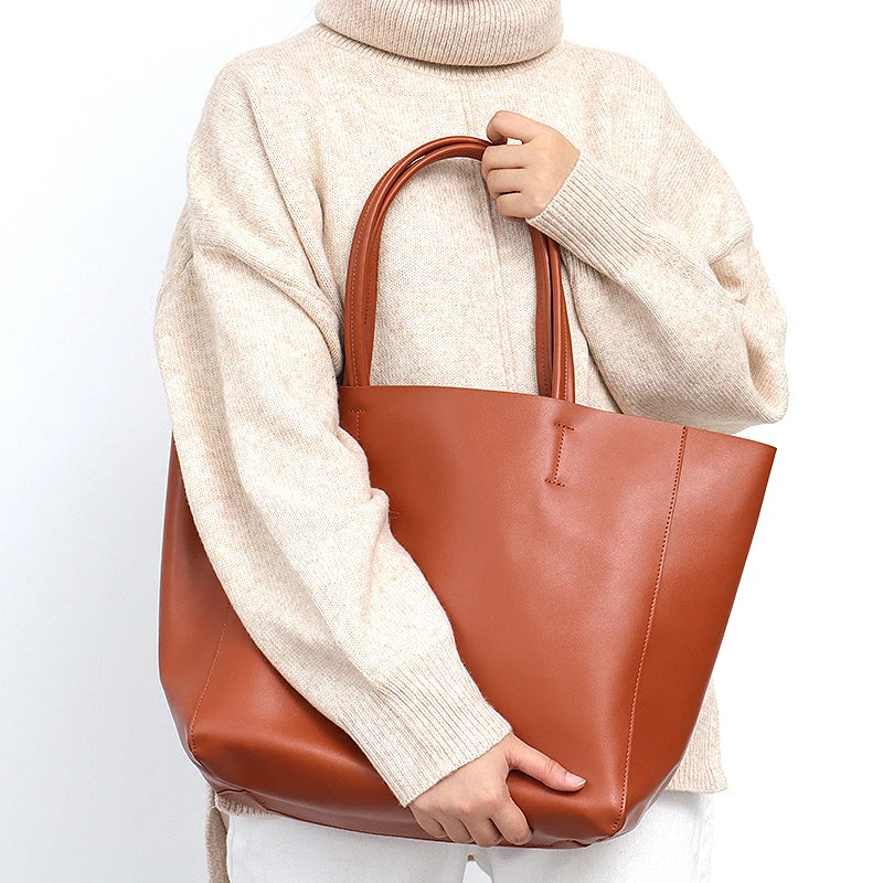 Bolsa Feminina em Couro Genuíno - Mancini