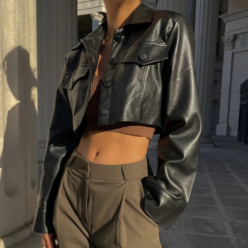 Jaqueta Feminina Cropped  em Couro Genuino - Clarice Premium