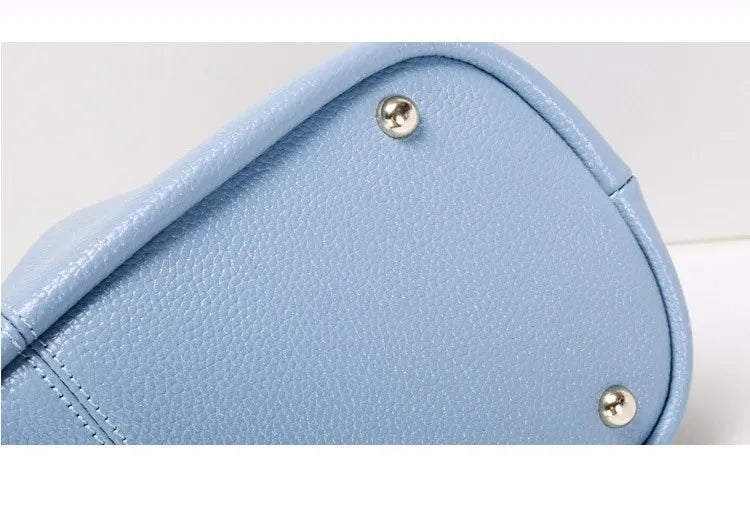 Bolsa Feminina em Couro Genuino - Monroe