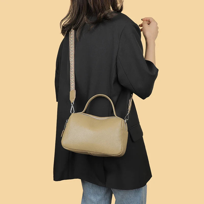 Bolsa Feminina em Couro Genuíno - Bellini
