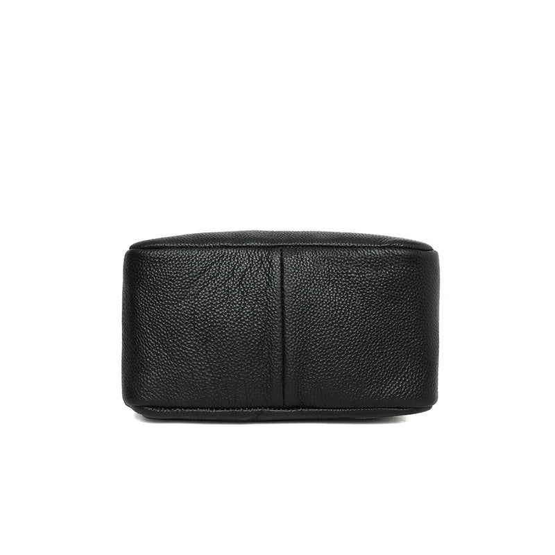 Bolsa Feminina em Couro Genuíno - Bellini