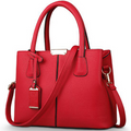 Bolsa Feminina em Couro Genuino - Emma Ferraz